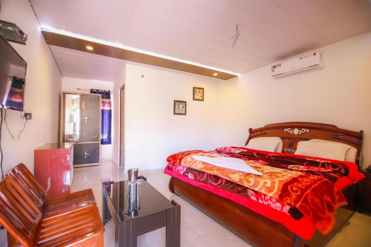 V Resorts Brv Resort มัสซูรี ภายนอก รูปภาพ